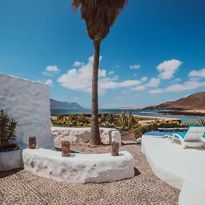 Сasa de vacaciones Seaside La Graciosa, Pedro Barba